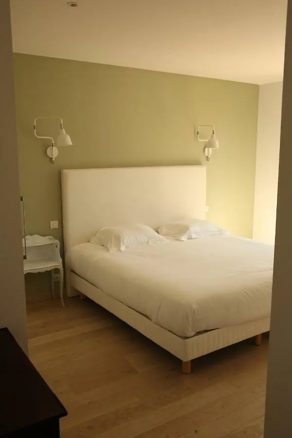 Villa Roscoff Beach House